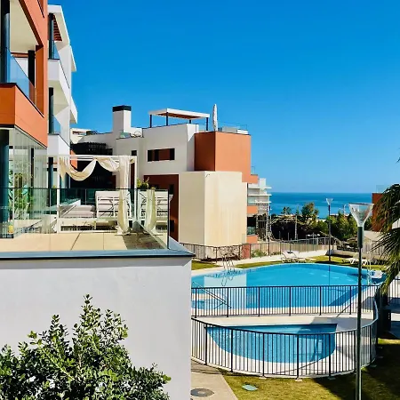 Luxury 3 Bedroom 300m From The * Fuengirola