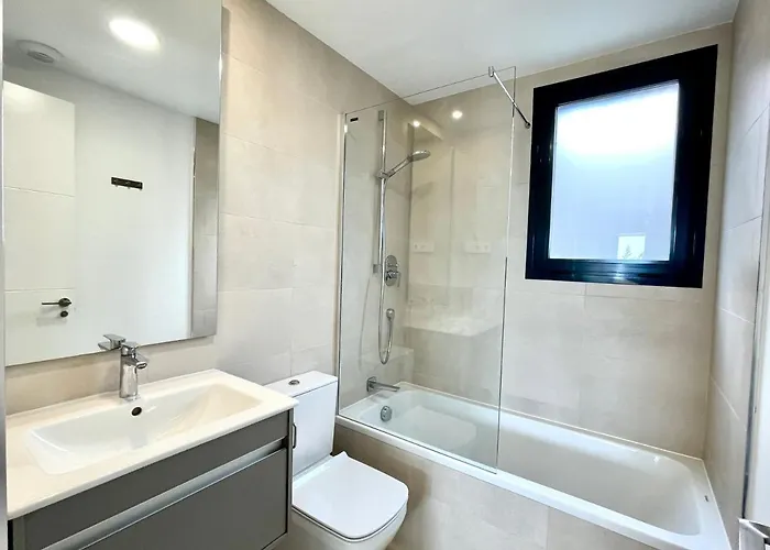 Luxury 3 Bedroom 300m From The Appartement Fuengirola